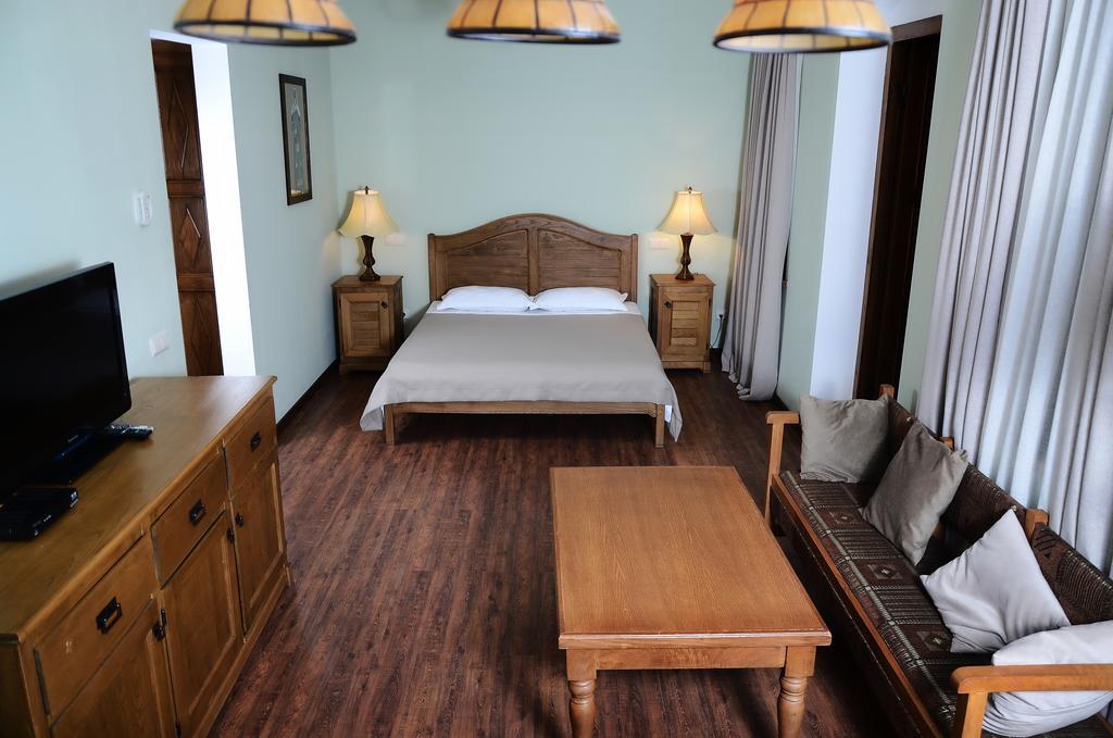 Hotel Brigitte Sighnaghi Eksteriør bilde