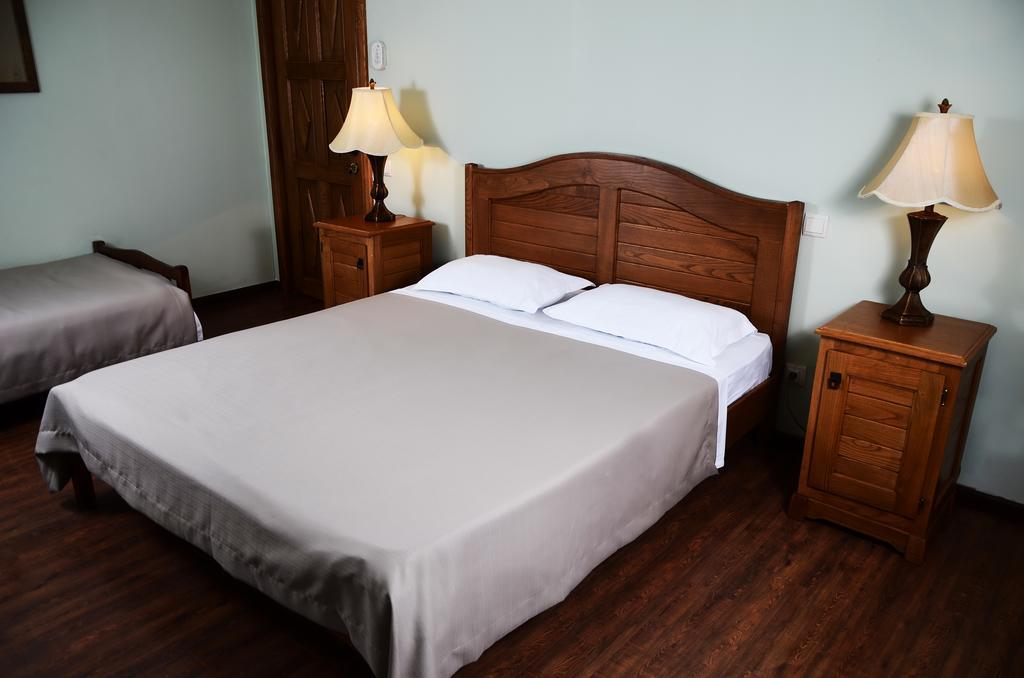 Hotel Brigitte Sighnaghi Eksteriør bilde