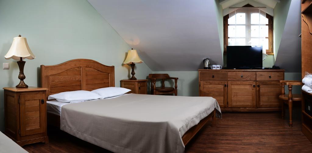 Hotel Brigitte Sighnaghi Eksteriør bilde