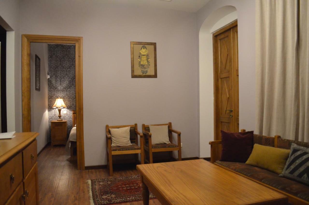 Hotel Brigitte Sighnaghi Eksteriør bilde